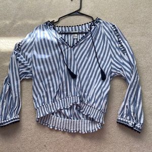 Forever 21 Long sleeve Crop top